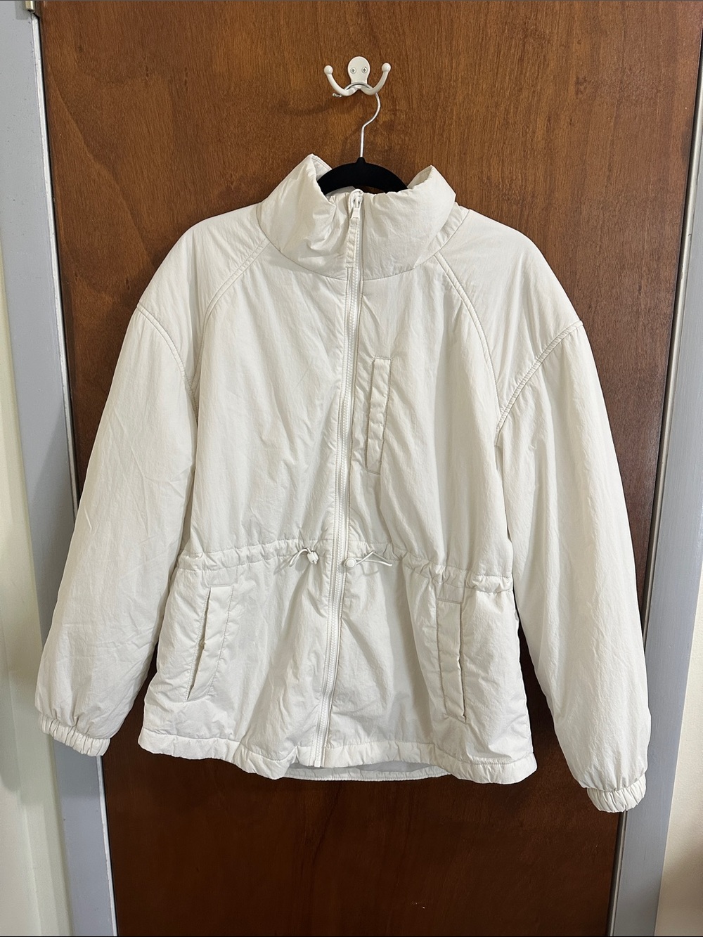 Old Navy Womens White Puffer Jacket